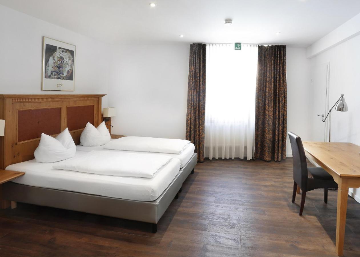 Restaurant-Cafe-Pension Himmel Landshut Ngoại thất bức ảnh