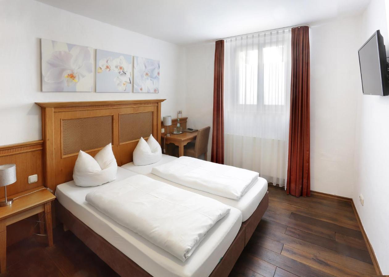 Restaurant-Cafe-Pension Himmel Landshut Ngoại thất bức ảnh