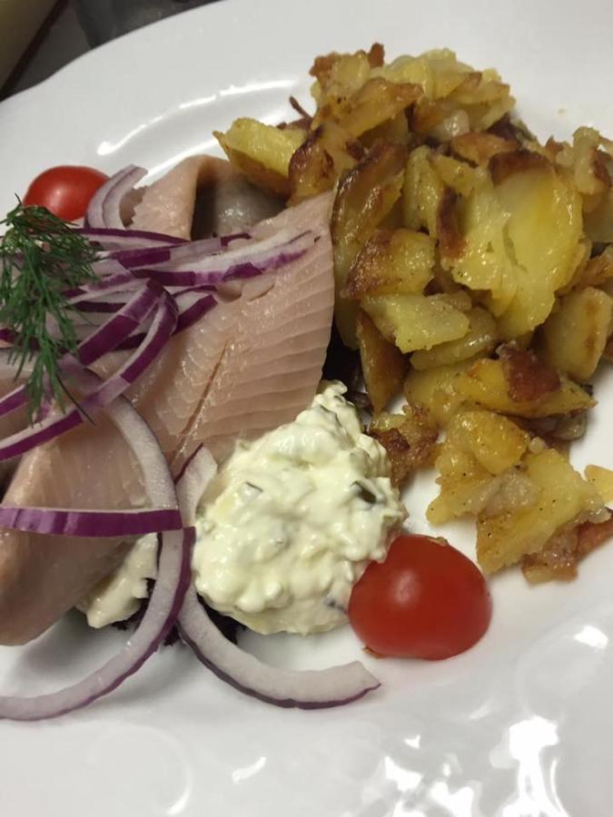 Restaurant-Cafe-Pension Himmel Landshut Ngoại thất bức ảnh